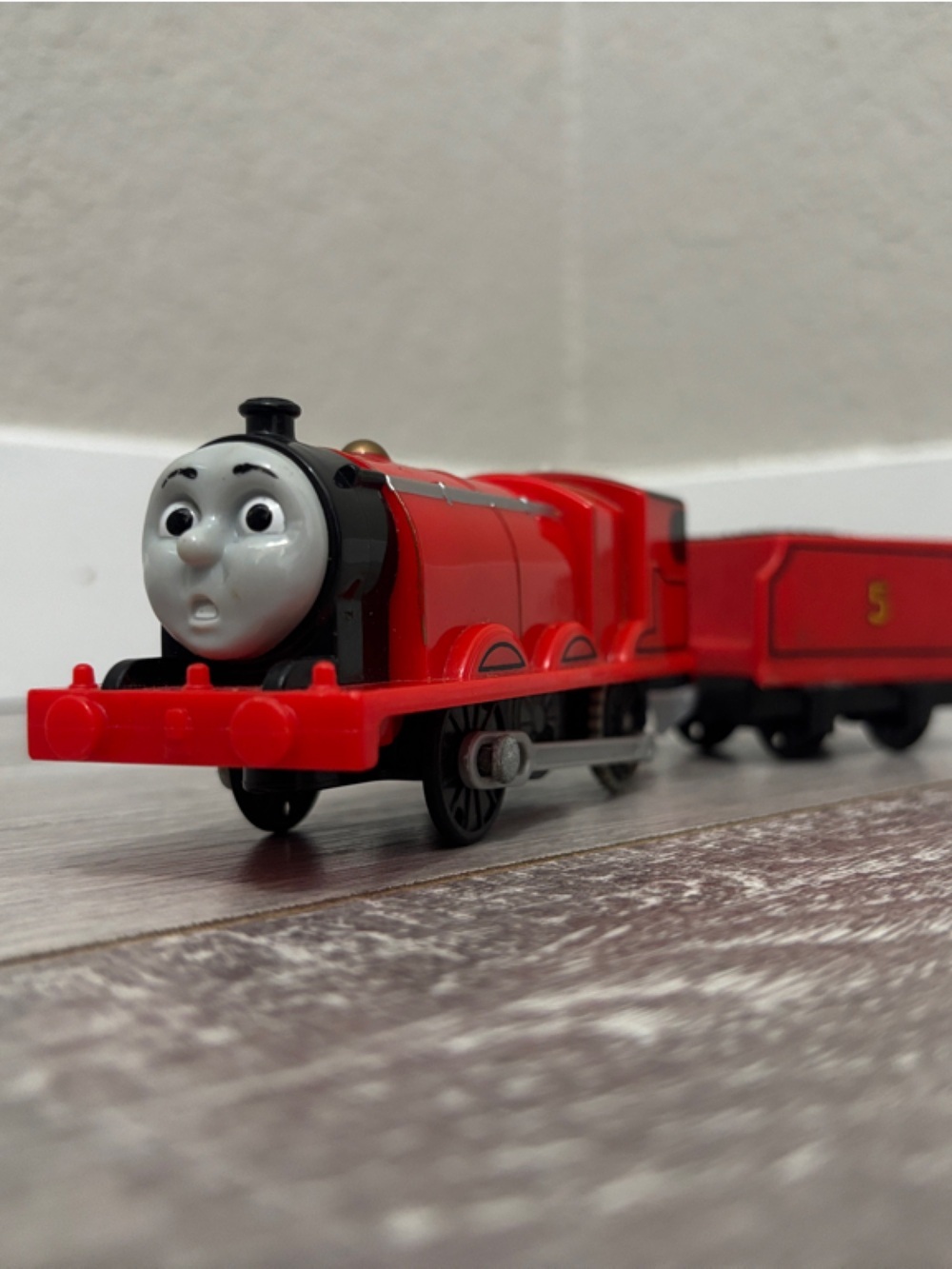 Scared James - Motorized Trackmaster Thomas & Friends